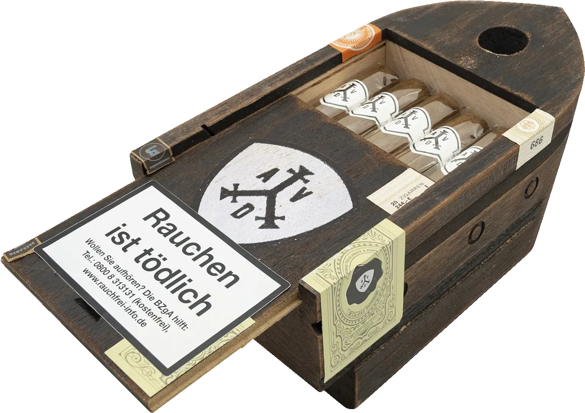 ADV The Conqueror Kiste geschlossen offen