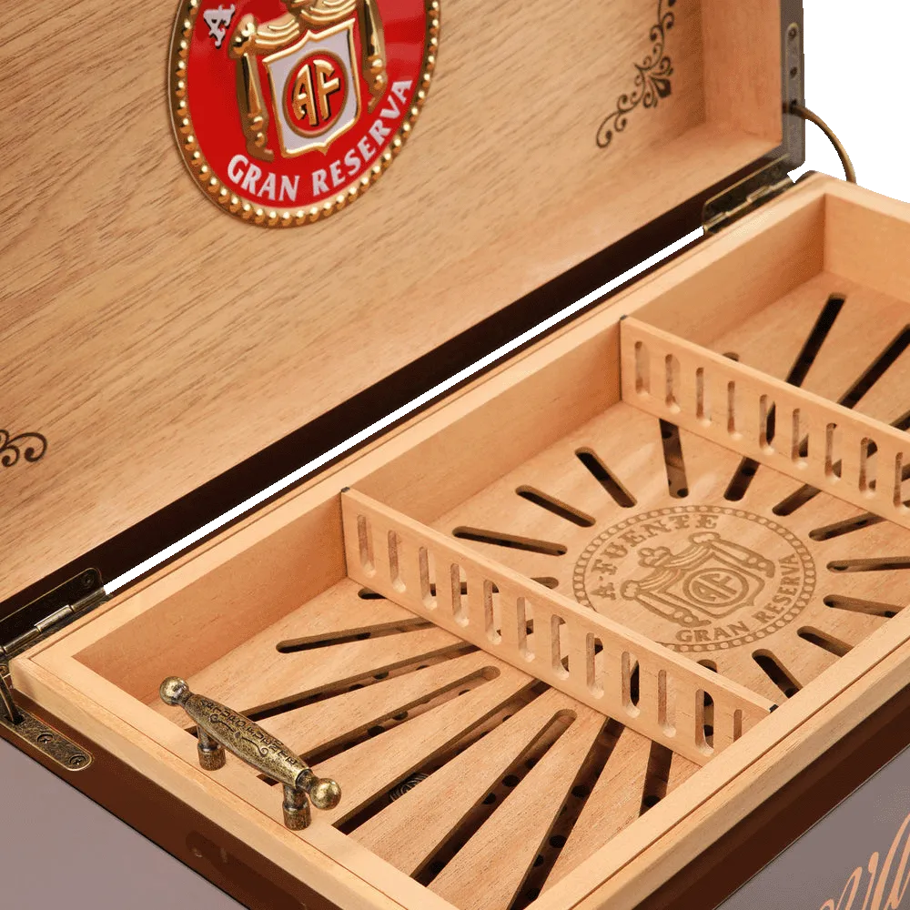 Fuente Humidor  geöffnet